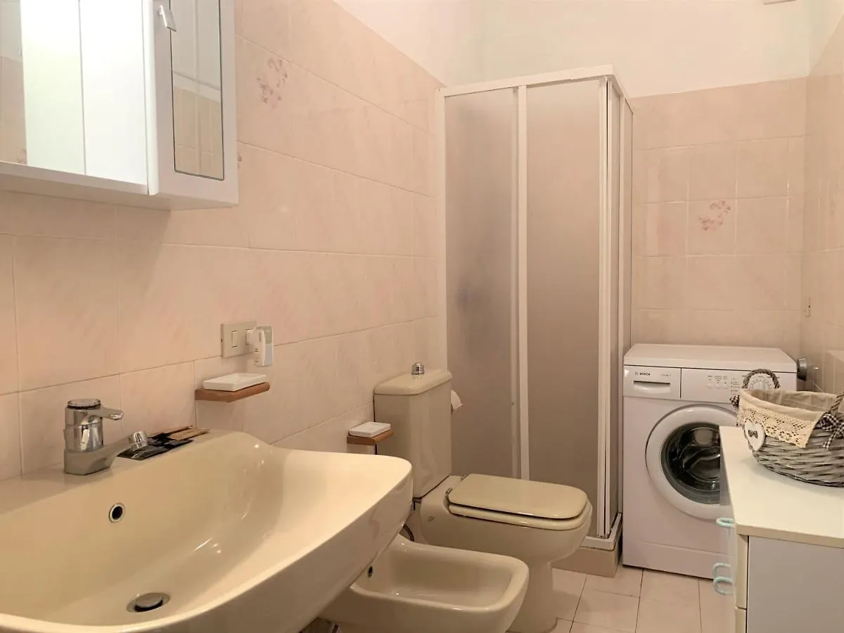 Apartment Casa Vacanze Via Garibaldi Levanto Italy